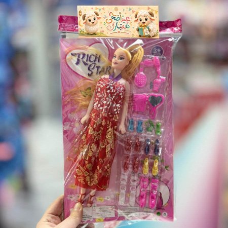 لعبة عروس مع احذية